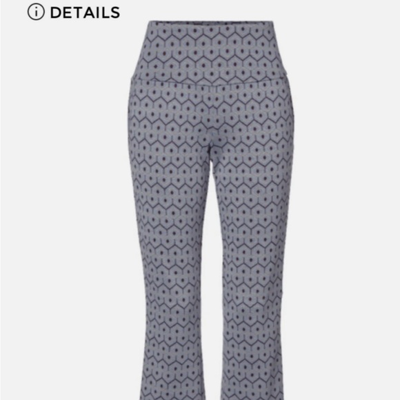 CAbi Tessera Crop - Picture 3 of 13